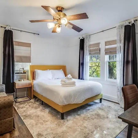 Lafayette Gem - Cozy Room In Shared Home